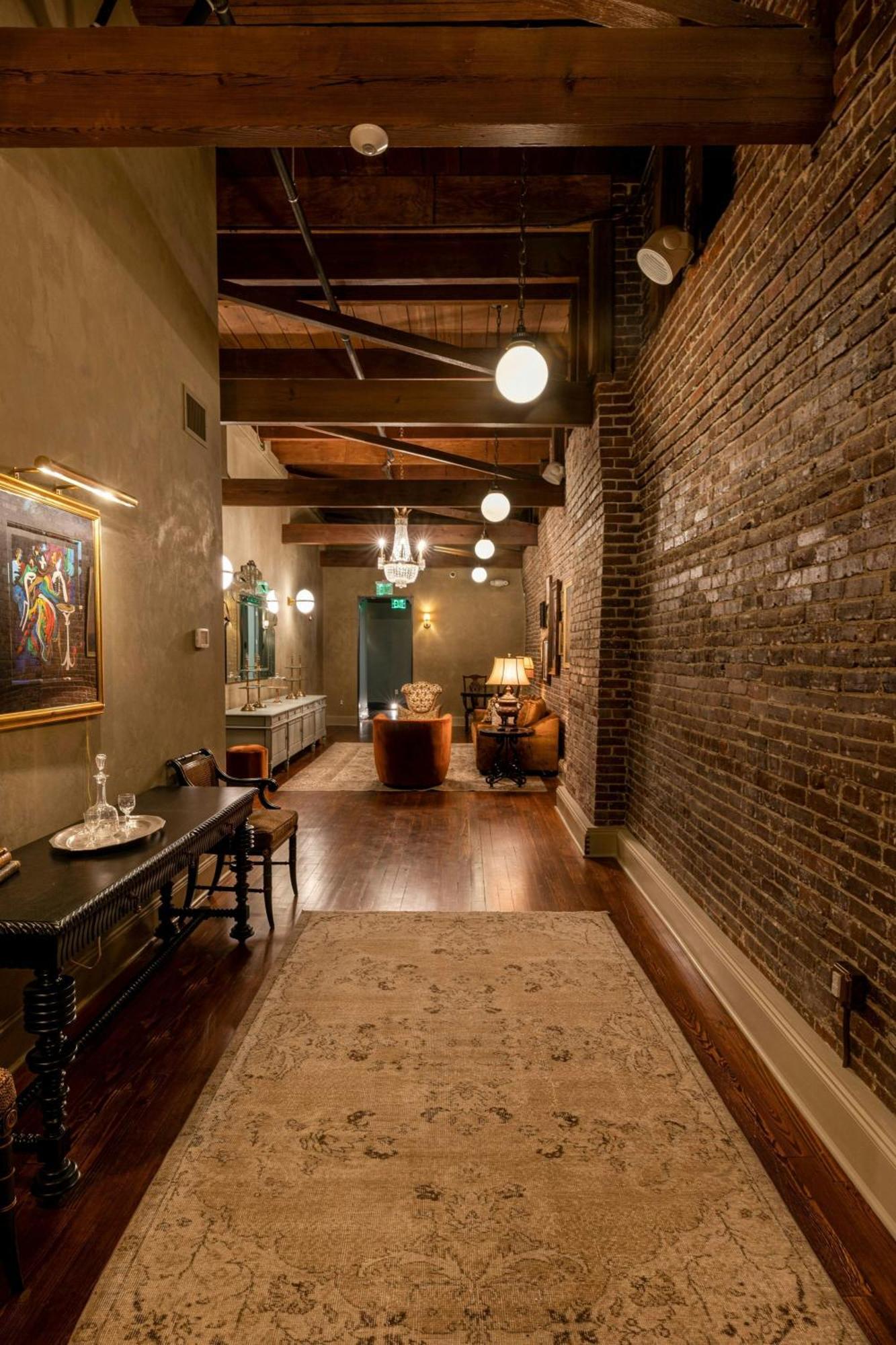 Hotel Cleo, Knoxville Downtown, A Tribute Portfolio Hotel Exterior foto